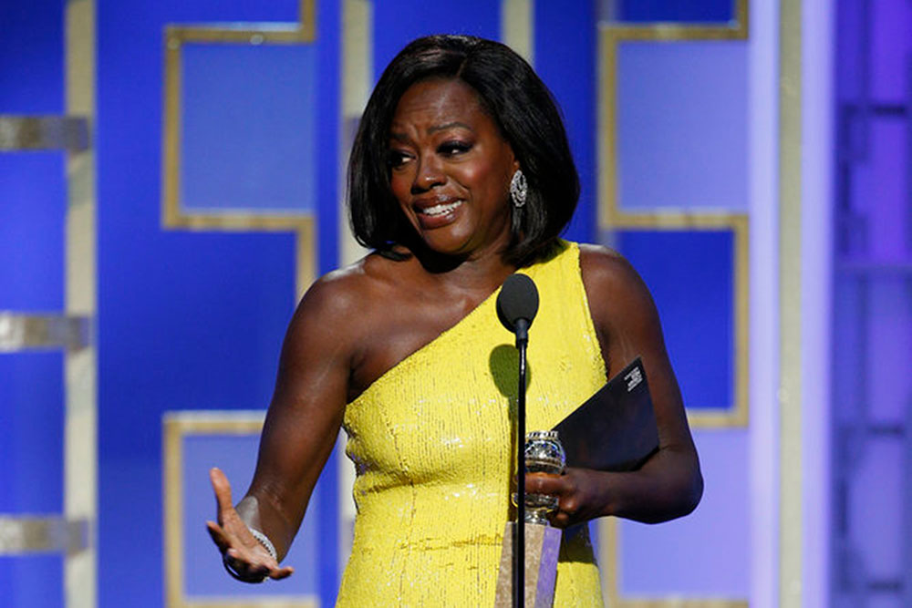 Viola Davis recebendo Prêmio