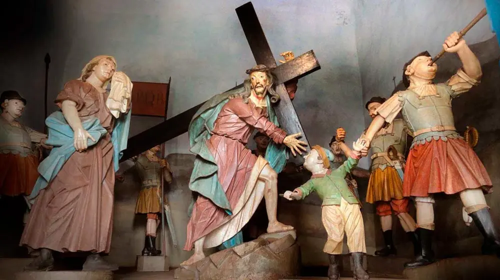 Cristo carregando a cruz, ou Senhor dos Passos.