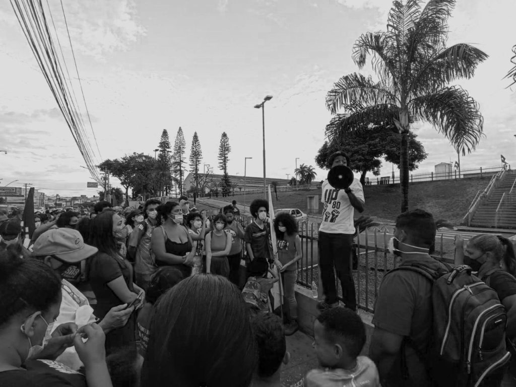 articipação do Leonardo Pericles no ato nacional da articulação Povo na Rua, fora Bolsonaro (foto: Edinho Vieira)