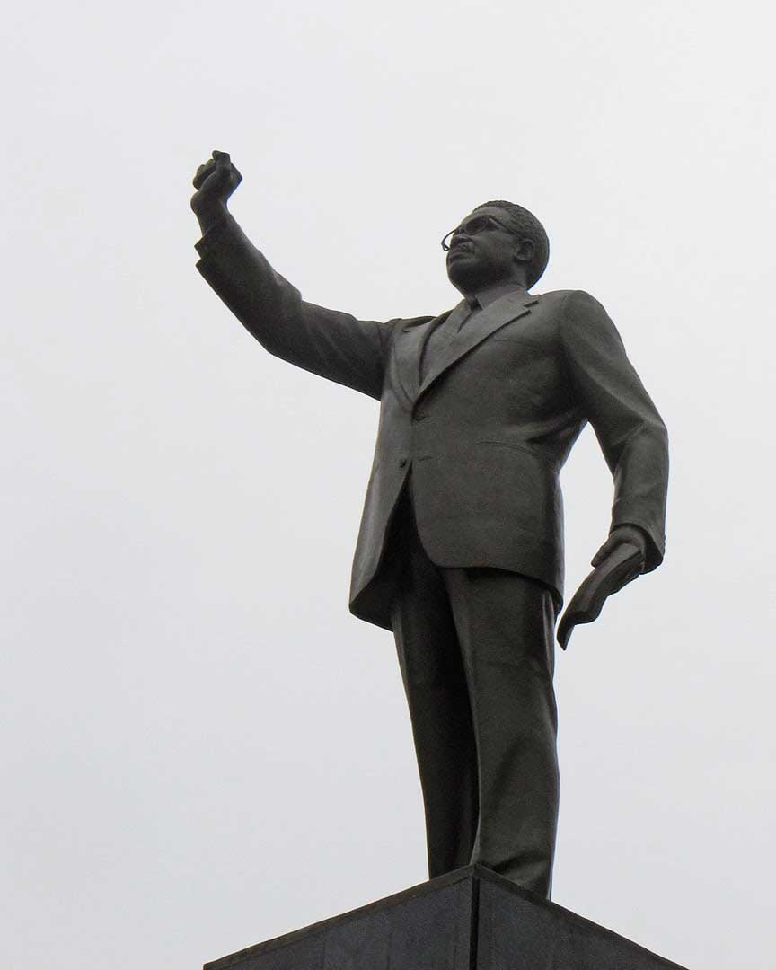 Agostinho Neto Primeiro Presidente De Angola 