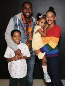 Lázaro Ramos, Taís Araújo e os filhos, Maria Antônia e João Vicente (Foto: Manuela Scarpa / Brazil News)