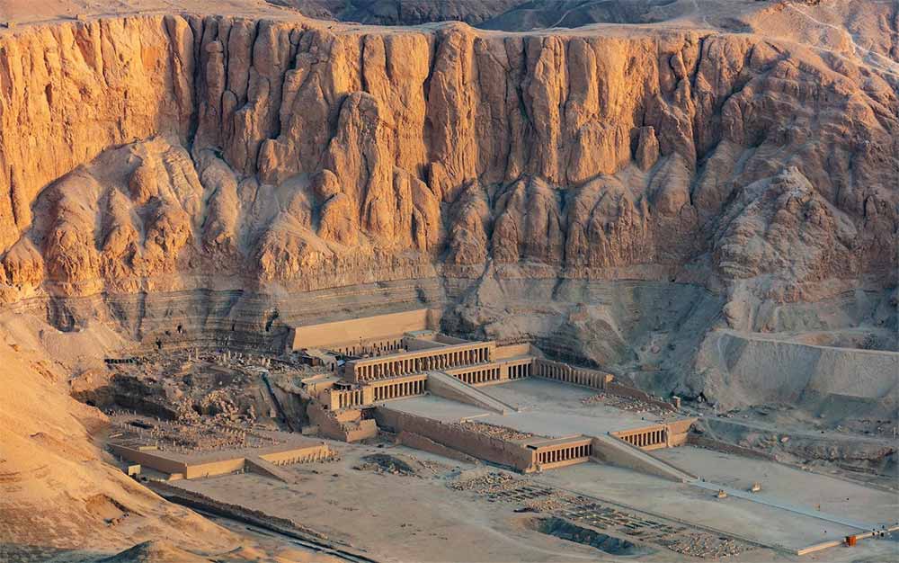 Templo de Hatshepsut (Imagem: Diego Delso, delso.photo | CC 2022)