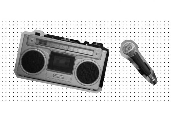 Boombox e microfone